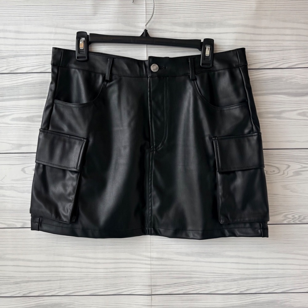 Fashion Nova Black Faux Leather Cargo Mini Skirt XL